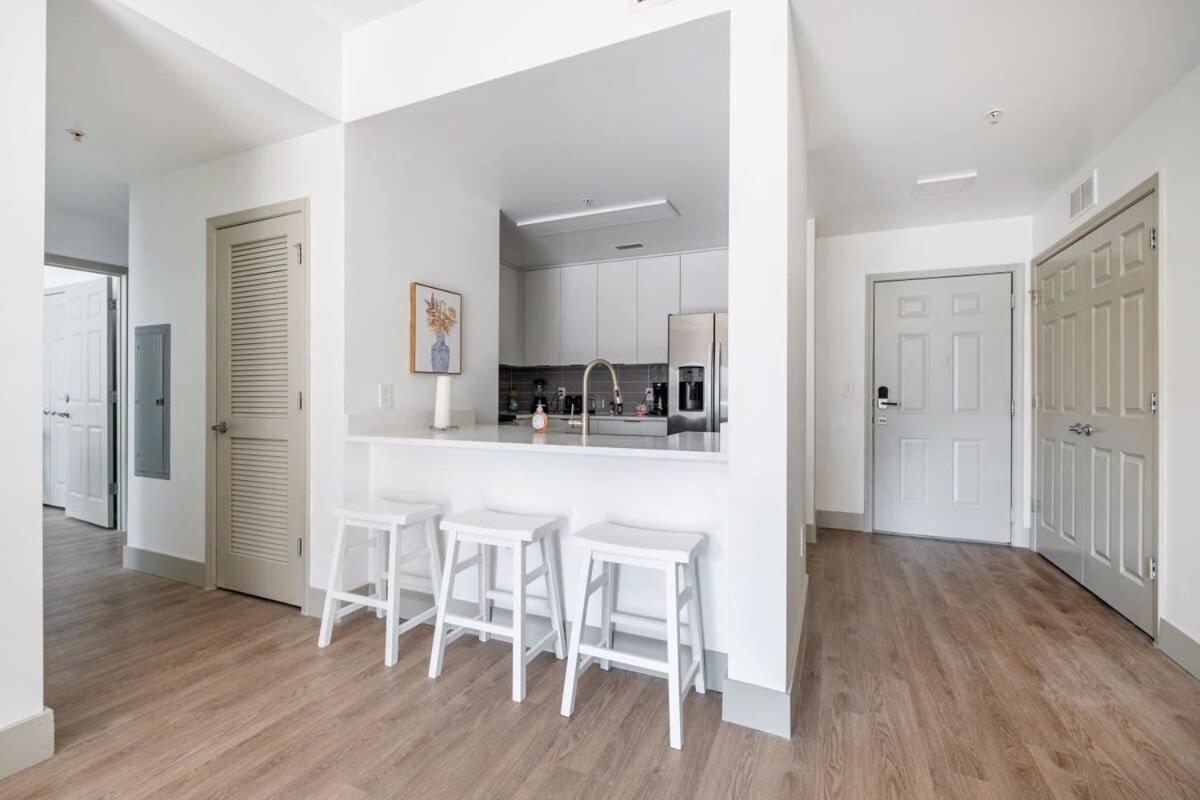 4B 3Ba Premium Family Apartment With Gym 夏洛特 外观 照片